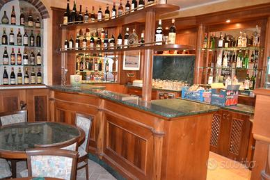 Bancone completo con frigo. Per bar, ristoranti