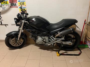 Ducati Monster 620 dark
