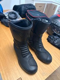 Stivali moto Alpinestars Gore-Tex taglia 44 – come
