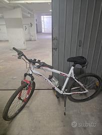 Montain bike Rockrider 26”