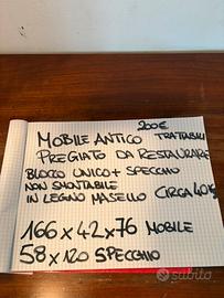 Mobile ingresso antico in legno
