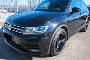 Tiguan 2.0 Tdi Dsg R-LINE,  Black Pack, garanzia