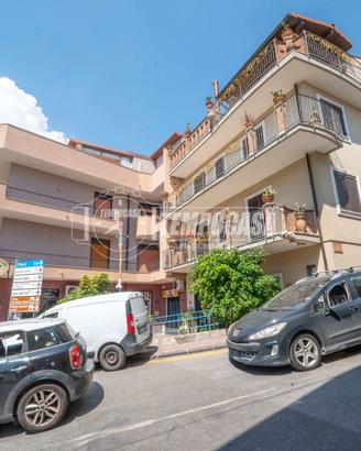 PENTAVANI OLTRE DOPPI SERVIZI A ITALA MARINA