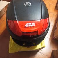 Bauletto GIVI per scooter 125