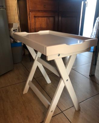 Tavolino bianco