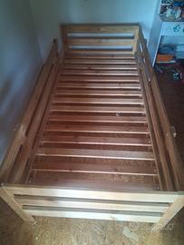 letto in legno singolo