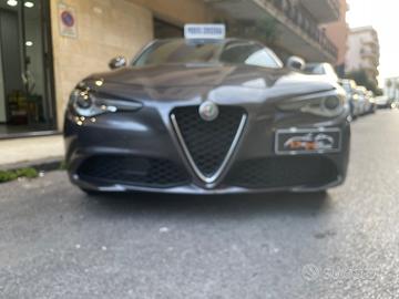 Alfa Romeo Giulia 2.2 Turbodiesel 160 CV AT8 Busin