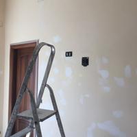 Manutentore muratore pittore giardiniere asfalt