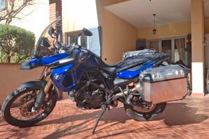 BMW F 800 GS - 2 bauletti givi