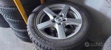Cerchioni in lega  e gomme da neve 205/55R16
