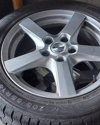 Cerchioni in lega  e gomme da neve 205/55R16