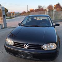 RICAMBI USATI AUTO VOLKSWAGEN Golf 4 Berlina ASZ D