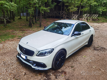 Mercedes Benz C220 4-Matic AMG