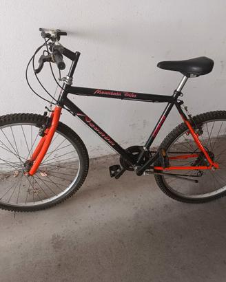 BICICLETTA MTB  BISEX  MAI USATA