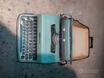 macchina da scrivere 
