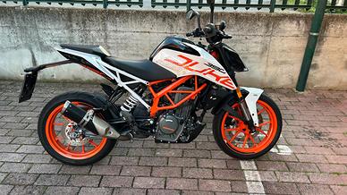 KTM DUKE 390