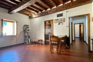 2 LOCALI A VICCHIO