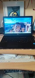 Notebook Fujitsu  A 555 Intel i5 
