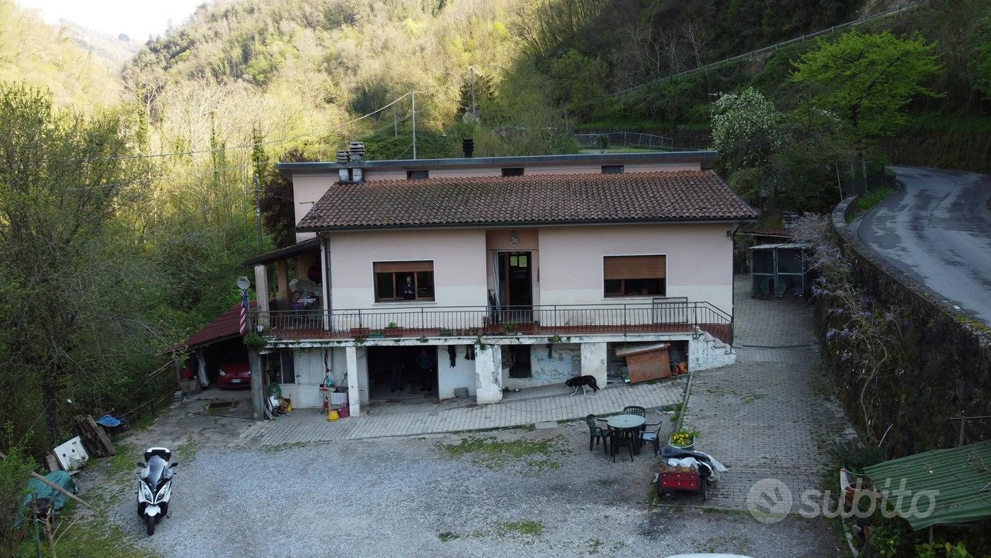 Casa Indipendente Bagni di Lucca [UM121GBVRG]