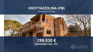 Immobile in asta di 557 m² a Grottazzolina