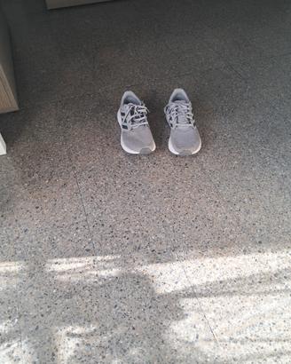 scarpe adidas da corsa