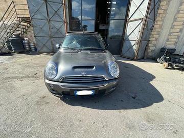 Ricambi Mini Cooper S Cabrio 1.6 benz del 2006