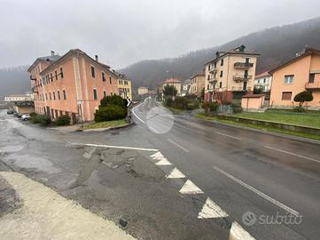 LABORATORIO A CAMPO LIGURE