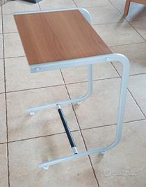 tavolino con ruote per camera da letto