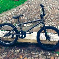 Bicicletta  bmx