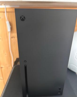 Xbox serie X con gioco hagwarts legacy