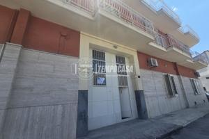 APPARTAMENTO 3 VANI CON DOPPIO INGRESSO INDIPENDE