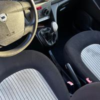 Lancia Y 57/kw 77cv Argento