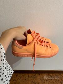 Adidas Stan Smith arancioni Abbigliamento e Accessori In vendita a Belluno