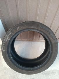 gomme Continental 225/45/17 V