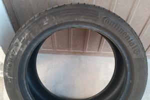 gomme Continental 225/45/17 V