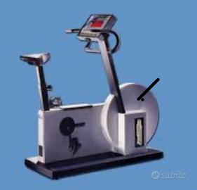 Bike race hc 600 technogym. Professionale