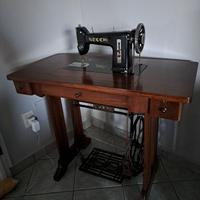 Macchina da Cucire Necchi