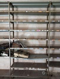 Scaffale in ferro