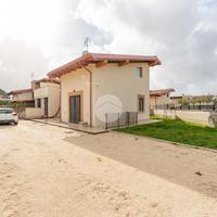 PORZIONE DI BIFAMILIARE A FRASCATI