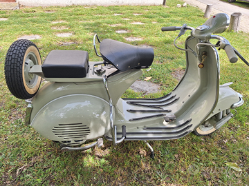 Vespa 150 struzzo