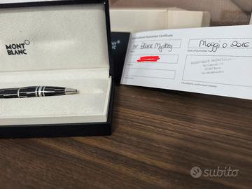 Penna Montblanc Star Walker Black Mystery in Resin