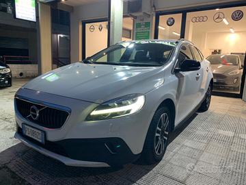 Volvo V40 Cross Country D2 Business Plus
