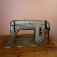 Macchina da cucire Herman
