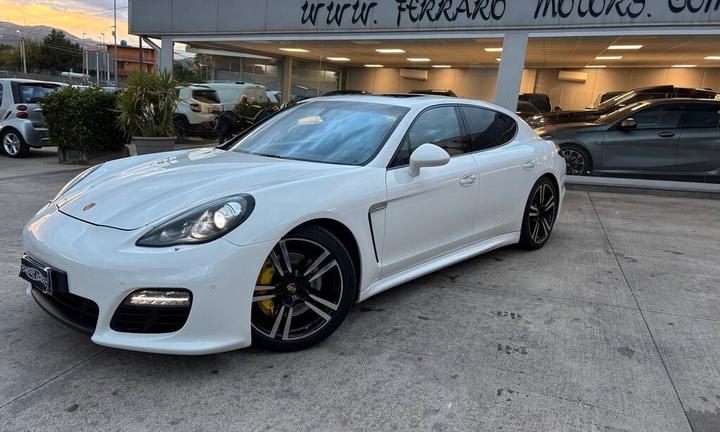 Porsche Panamera 3.0 Diesel 2012/ 176.000 KM vieni