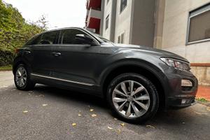 Volkswagen t-roc 1.6 tdi scr advanced bluemotion