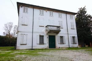 VILLA SINGOLA A FABBRICO