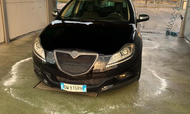 Lancia delta 1.8 di turbo