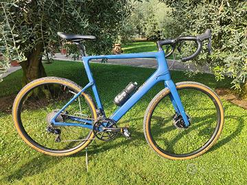 GRAVEL CANNONDALE TOPSTON CARBON 6