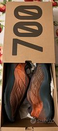 Scarpe Adidas Yeezy 700 v3