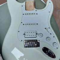 Stratocaster body completo bianco squier